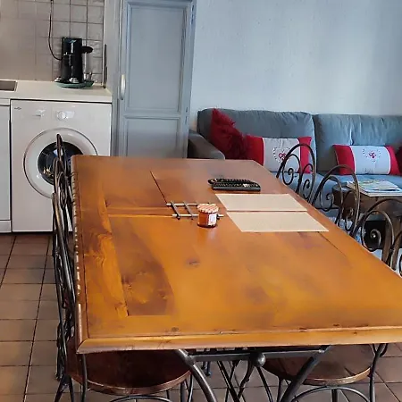 Semesterbostad La Rustique Du Bout Du